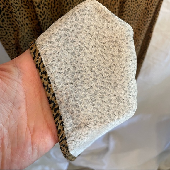 Ann Taylor Loft Leopard Print V-Neck Midi Shirtdress Size 10 - Picture 8 of 12